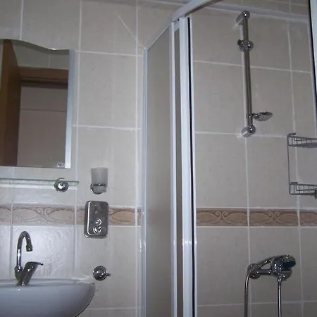 Golden Beach Hotel 3*