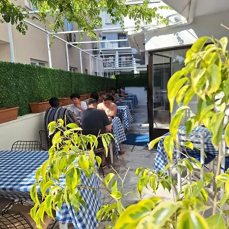 Golden Beach Hotel